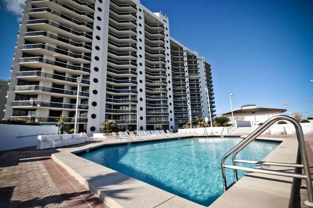 Surfside 1210 2 Bedroom Apartment by BnD