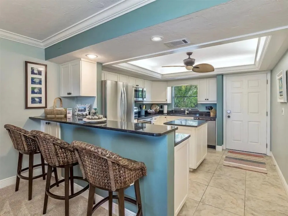 Sand Pointe 212