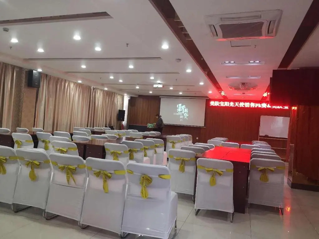 7Days Inn Dezhou Qihe Coach College