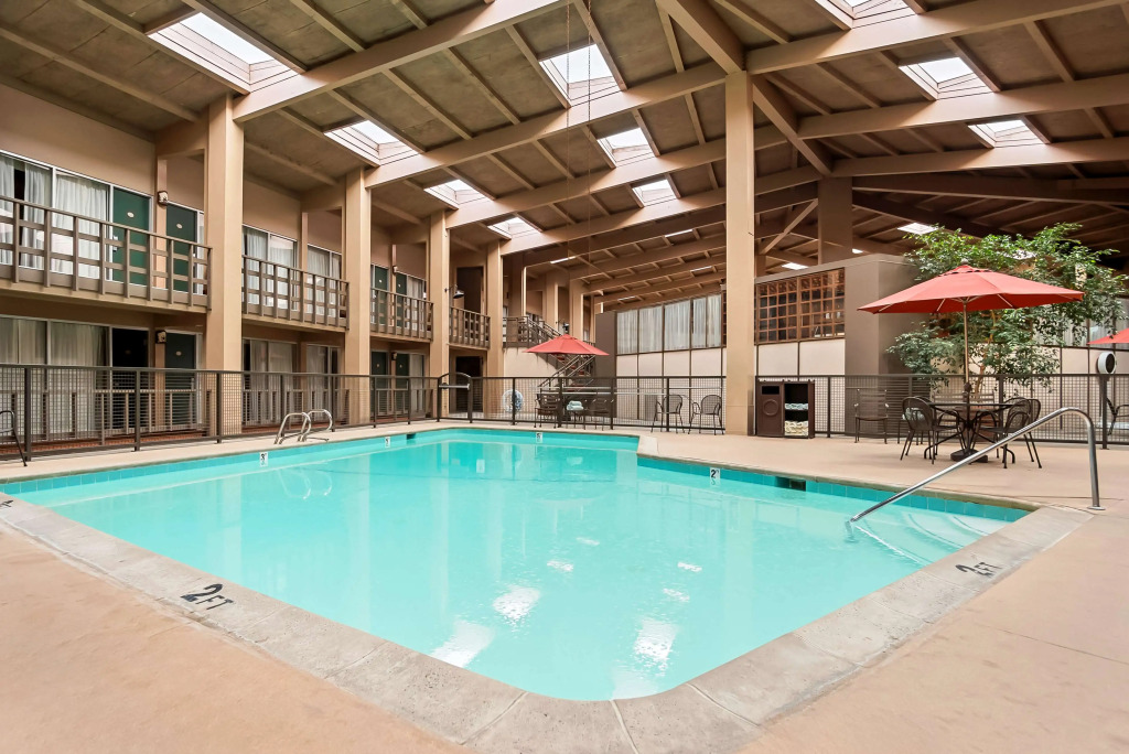 Best Western Outlaw Inn