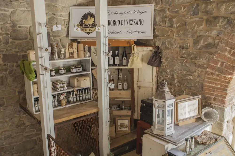 Borgo di Vezzano