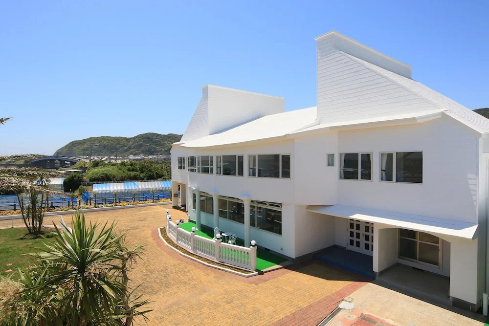 Marine Blue Where You Can Stay with Dogs