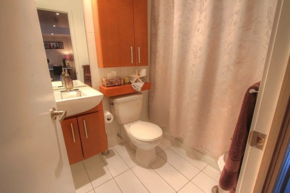 Luxury Downtown Water Front Condo offered by Short Term Stays