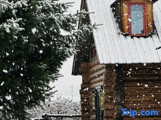 Hewu Nova Cabin (Old Village, Beautiful Peak Station, Hewu Bridge Store)