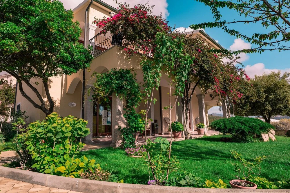 The Fantastic Residenza Badus Studio Sleeps 2 Num0828