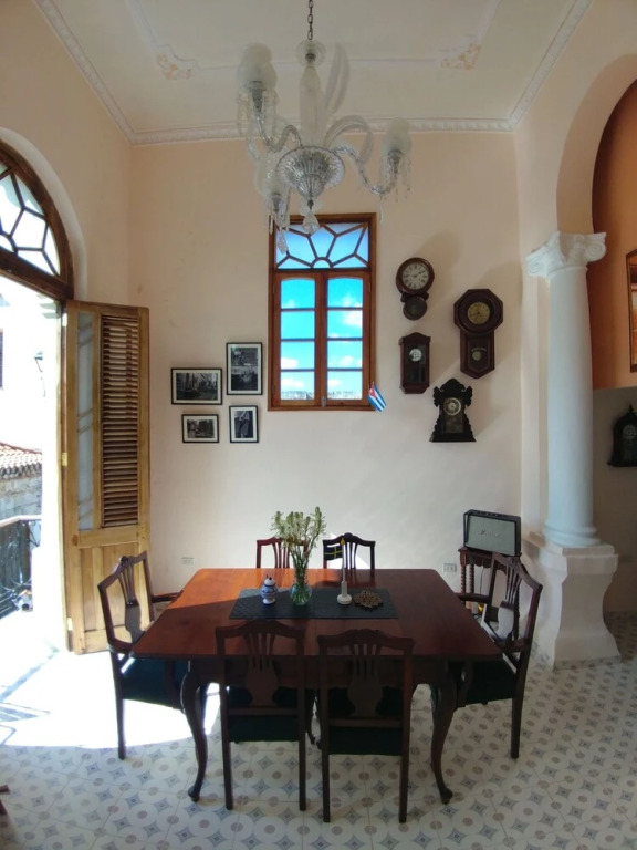 Casa Teniente Rey 16
