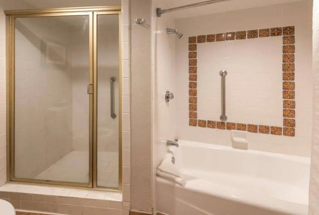 Park Inn by Radisson Covina