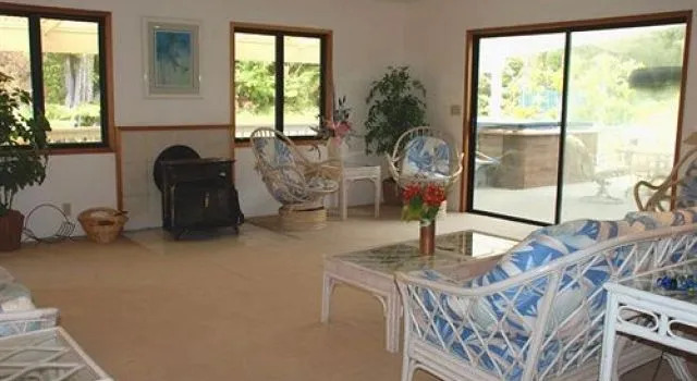 Halana Hale Vacation Rental