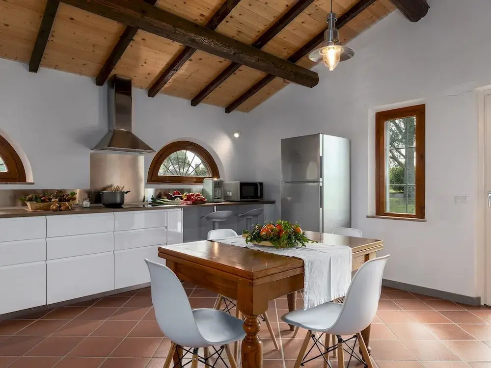 TENUTA FRANCIGENA 8, Emma Villas
