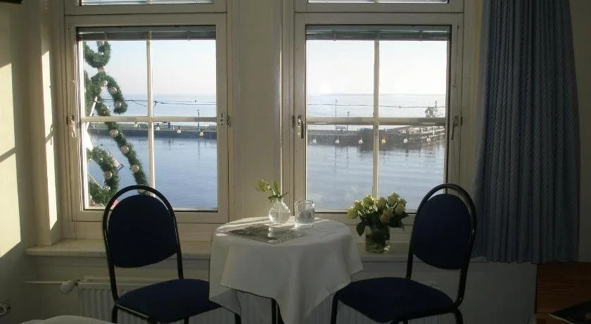 Hotel Cafe Restaurant Van Den Hogen