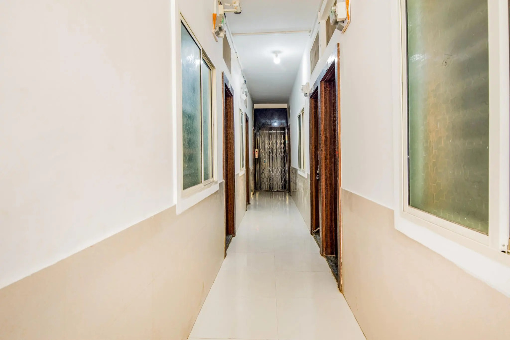 OYO Flagship 64312 Joy Palace Gangadevi nagar