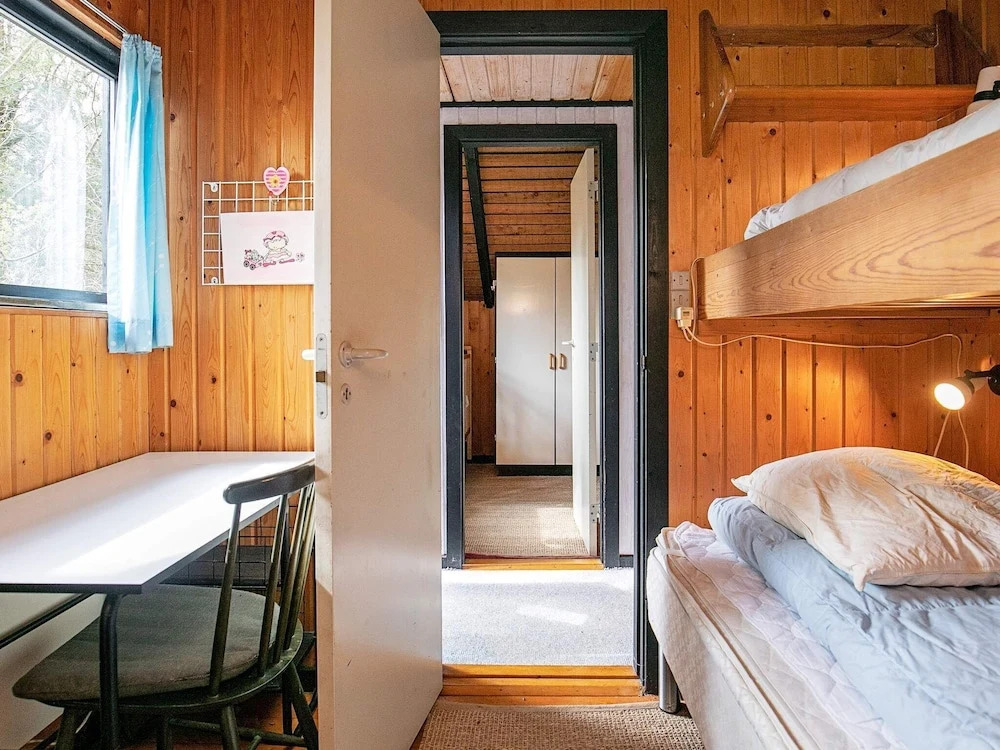 Cozy Holiday Home in Væggerløse Near Sea