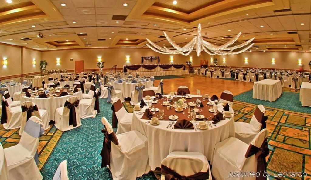 Cortina Inn