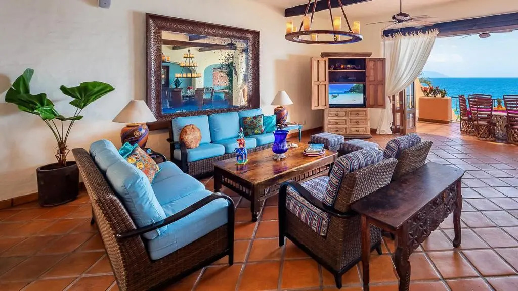 Coto San Xoaquin Villa Sleeps 6 with Pool and Air Con
