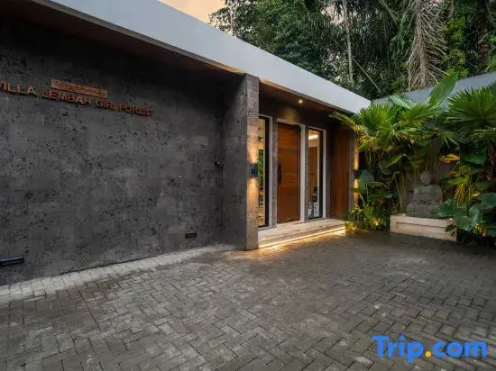 Villa Lembah Giri Forest by BaliSuperHost