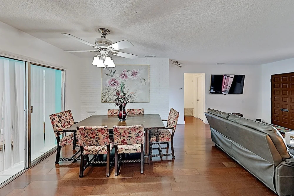 219spega 3 Bedroom Home