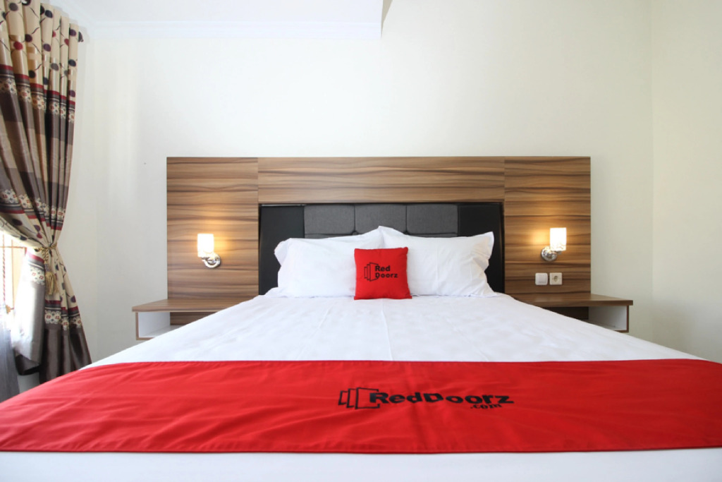 RedDoorz near UGM 3
