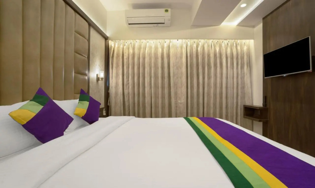 Treebo Premium Savera Inn