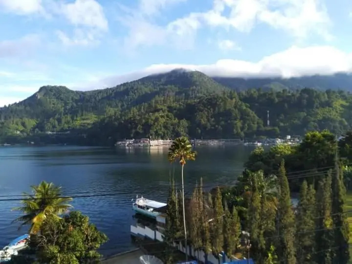 Berastagi Mountain View Homestay & Pizzeria