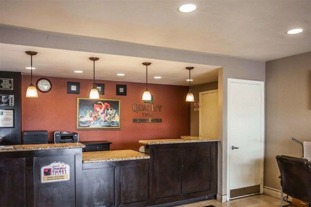 Quality Inn & Suites Anaheim at the Park