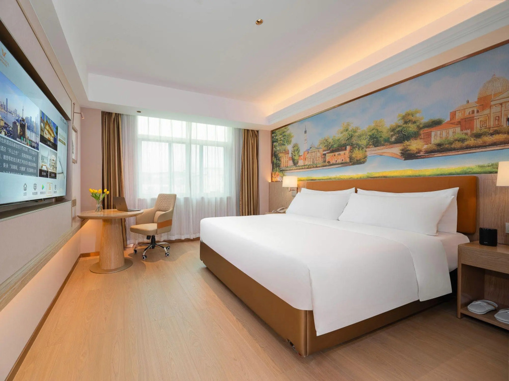 Vienna Hotel (Huidong Jilong)