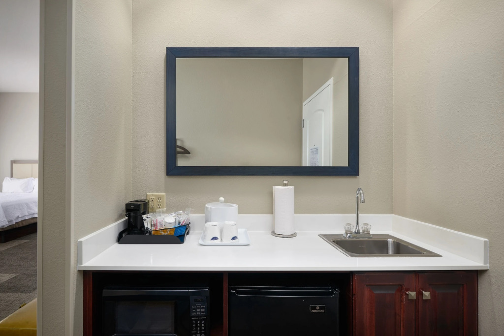 Hampton Inn & Suites Rogers