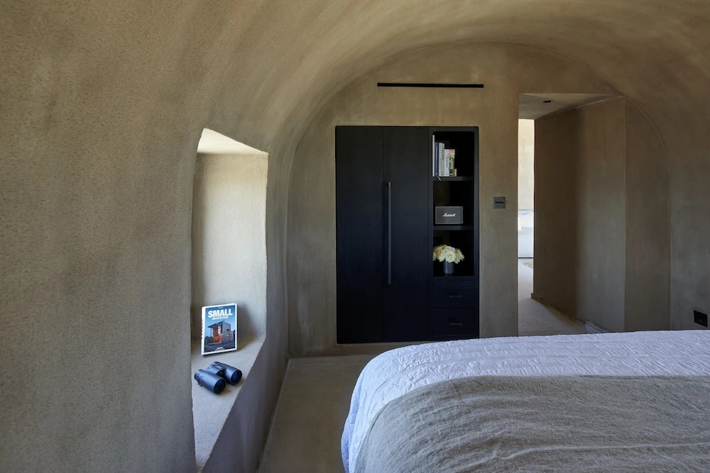 Smy Santorini Suites & Villas