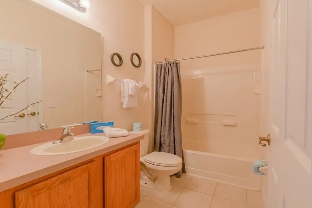 Gated Resort Community + Private Pool 4br 4 Bedroom Home