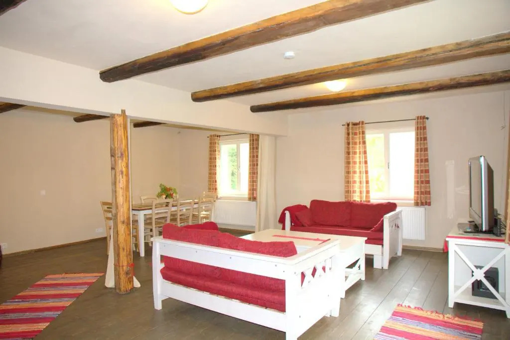 Karu Holiday Home