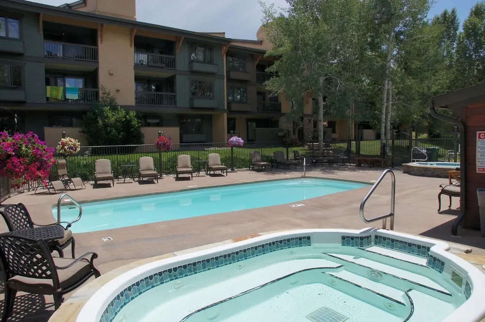 The Phoenix 102 [4-Bedroom] (202757-3657) Condo