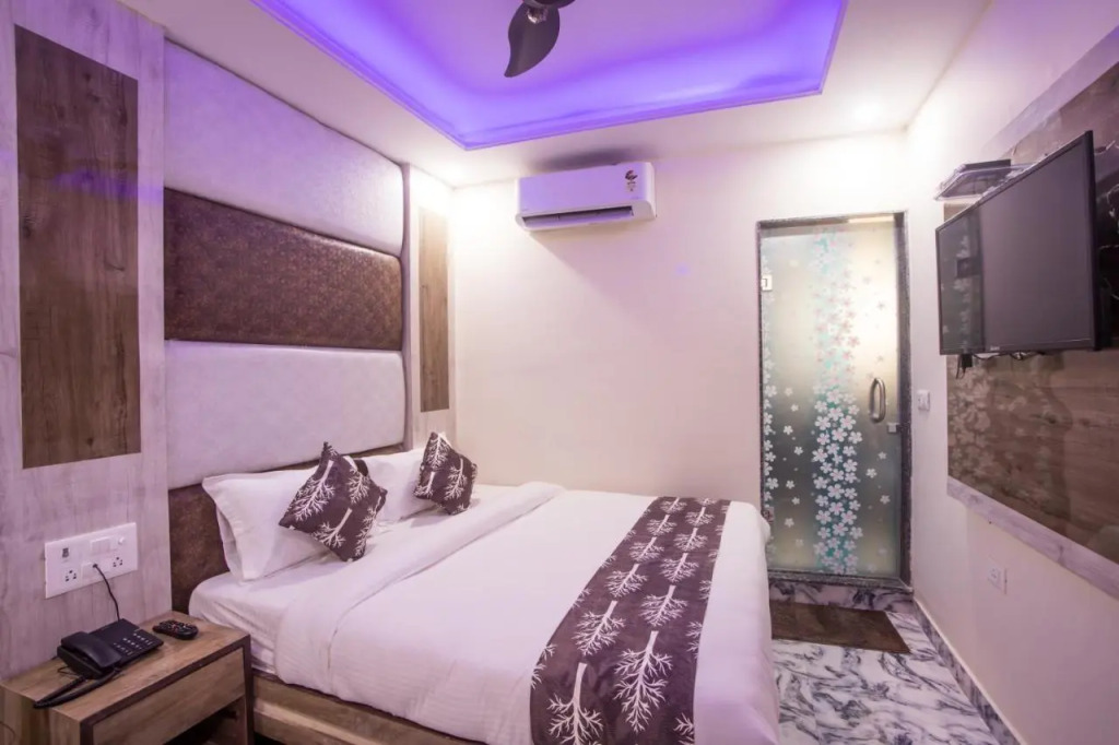 Hotel Harsha International
