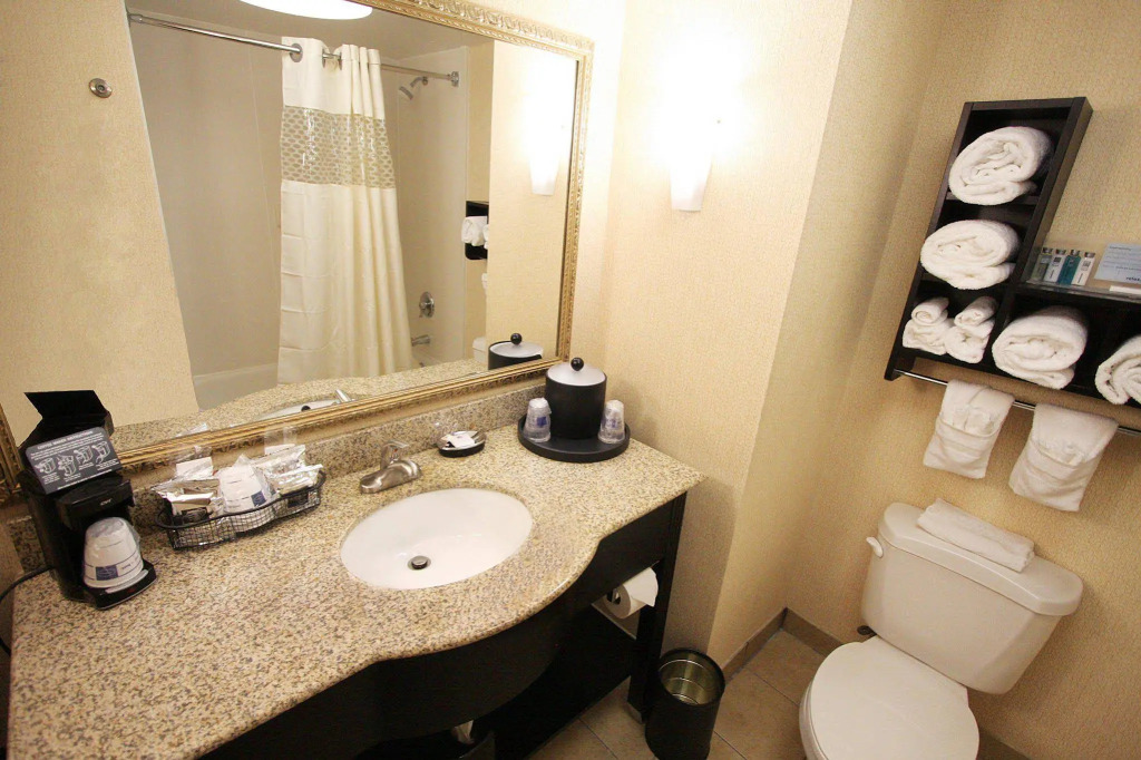 Hampton Inn & Suites Memphis-Wolfchase Galleria