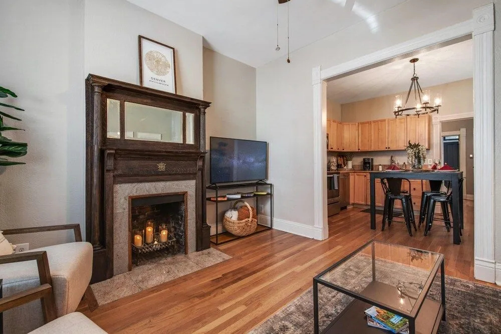 N Capitol Hill I Stylish 2-bedroom Back Patio