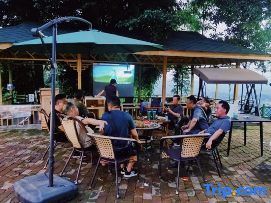 Bamboo Grove Courtyard Hainans Home Homestay