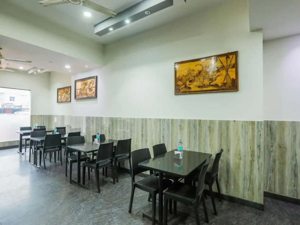 Capital O 84042 Nakshatraa Residency