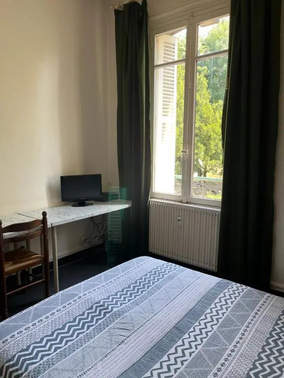 studio Gare beauvoisine parking gratuit