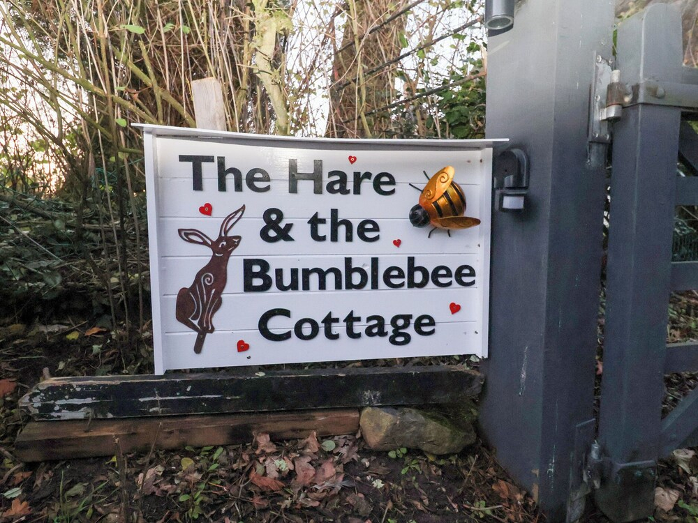 The Hare and Bumblebee Cottage