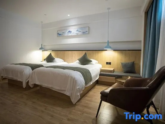 Huzhou city big love hotel