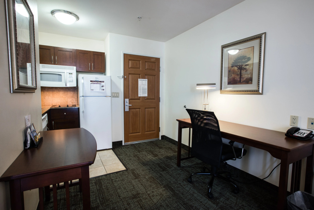 Staybridge Suites Austin Airport by IHG