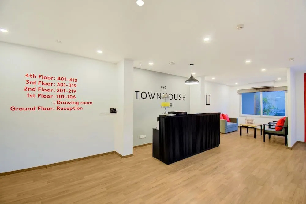 Super Townhouse Paldi Bus Terminal Ahmedabad Formally Neelkanth