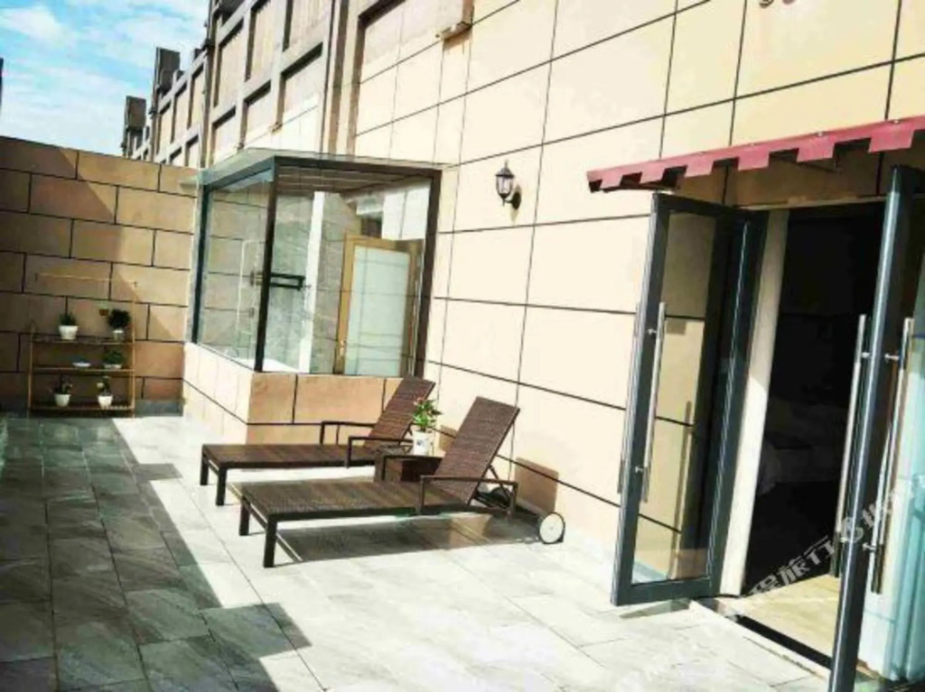 Qiongzhou Impression Hotel