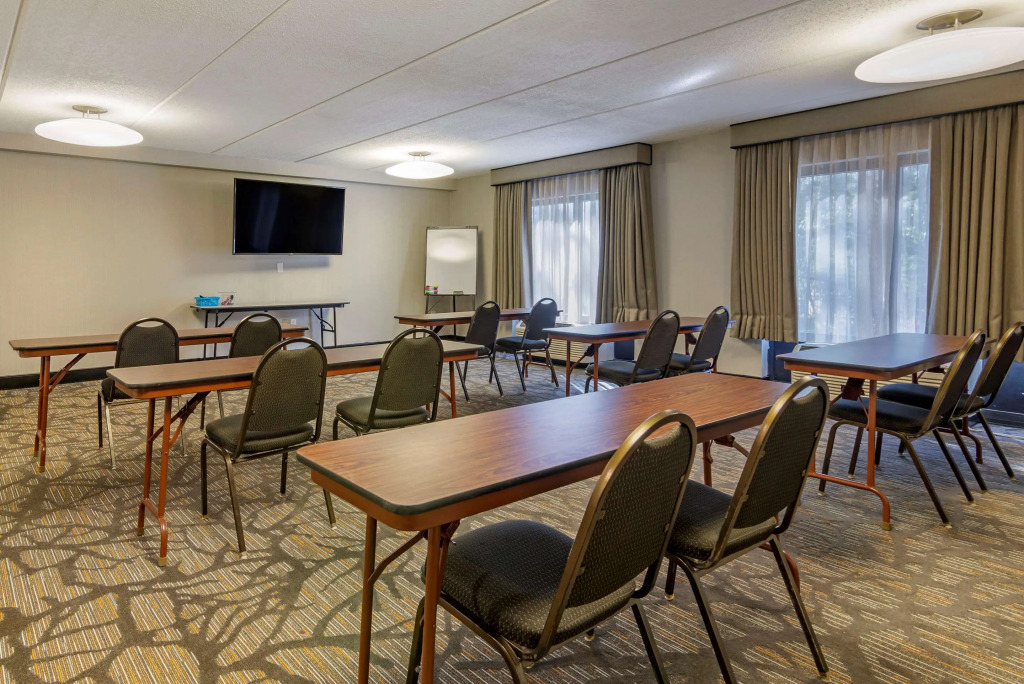 Comfort Suites Alpharetta-Roswell - Atlanta Area