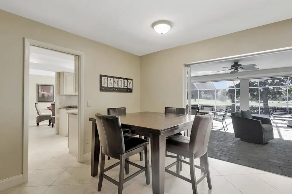 Nassau Home #63930 4 Bedrooms 3 Bathrooms Home