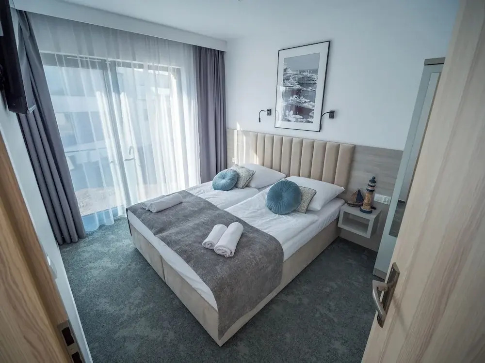 Hotel i Apartamenty Gorzelanny Dźwirzyno