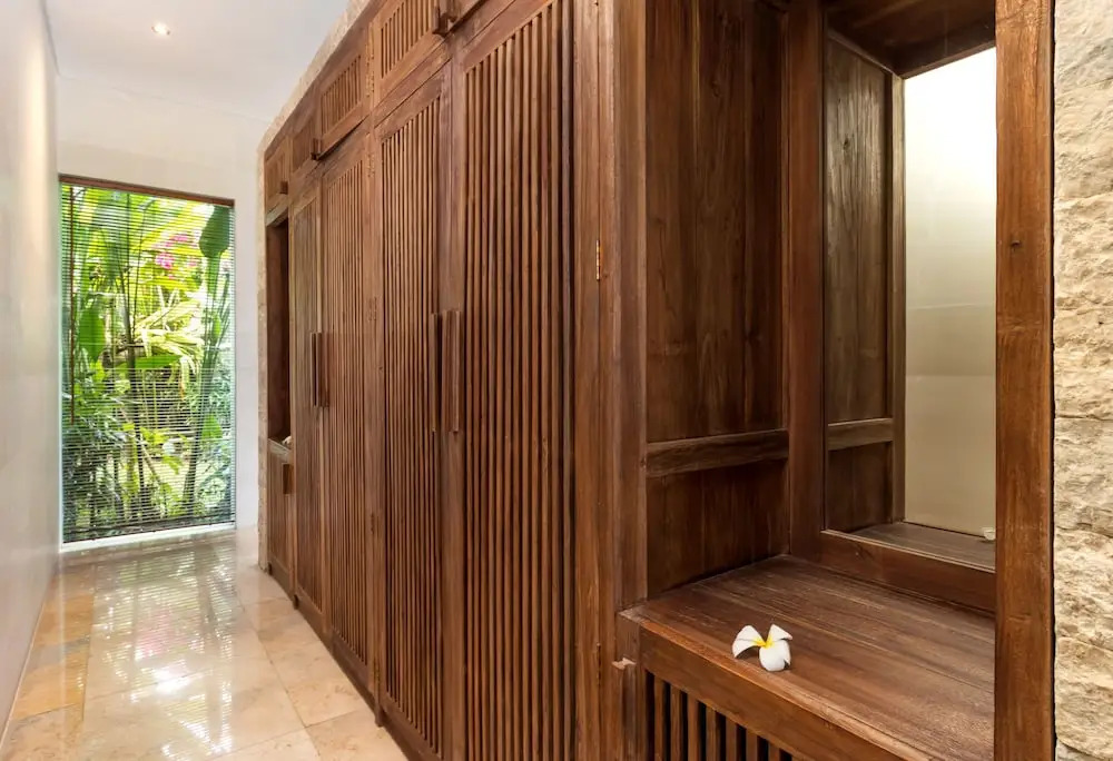 Villa Liang by Villa Finder