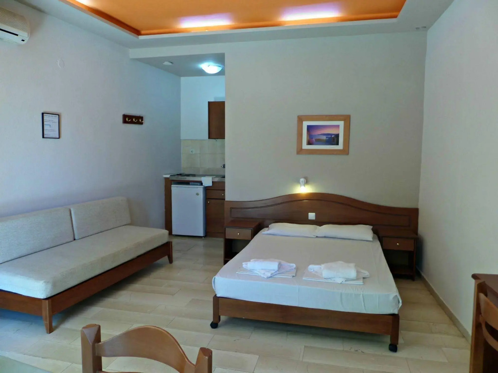 Paradise Apartments