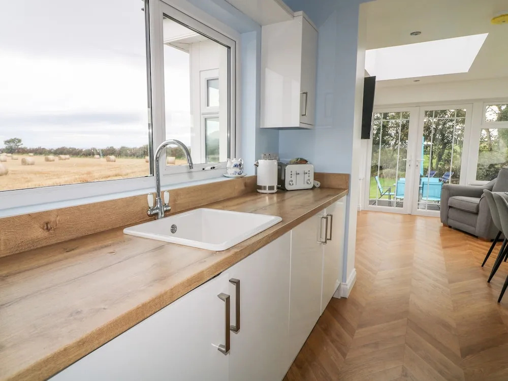 Searoad Cottage