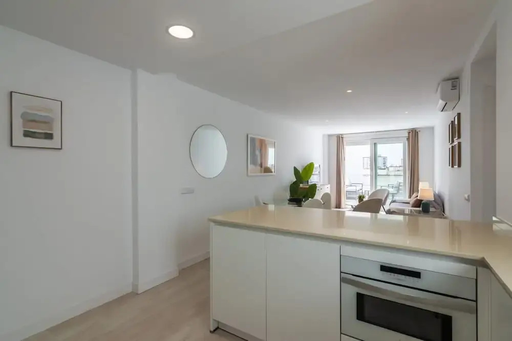 Family Apartment With Balcony, Wifi