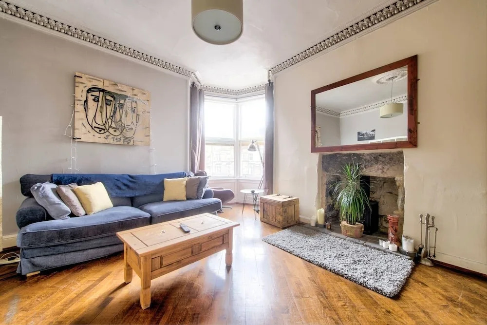 Stylish 2BR Flat Close To Edinburgh City Centre