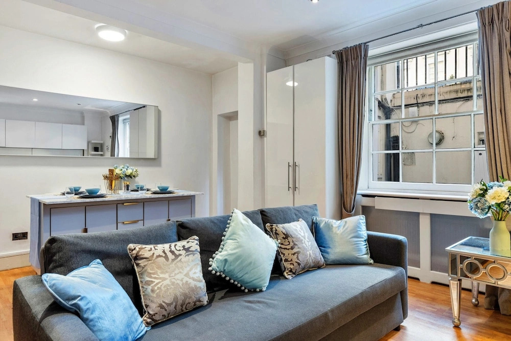 Apartment in Pimlico Near Tate Britain